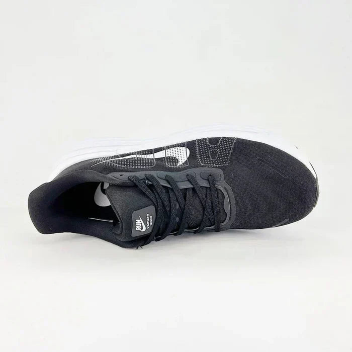 Vomero Premium Preto/Branco