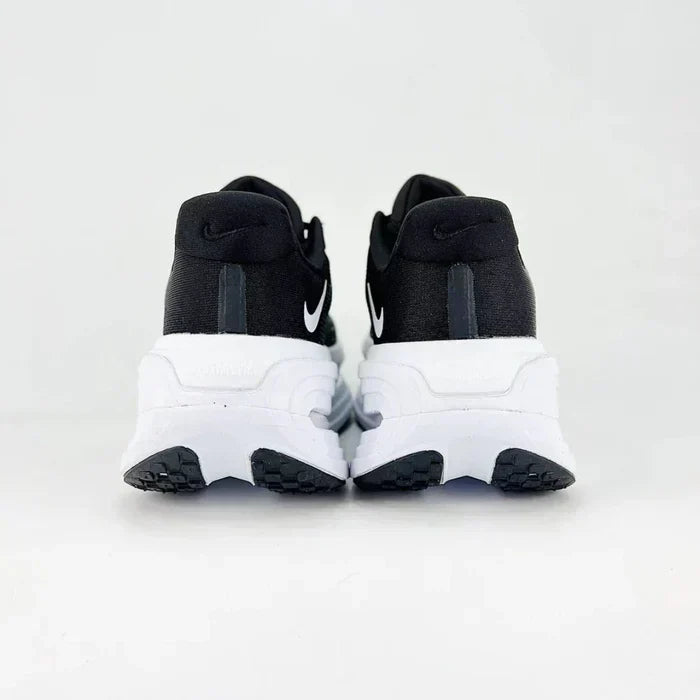 Vomero Premium Preto/Branco